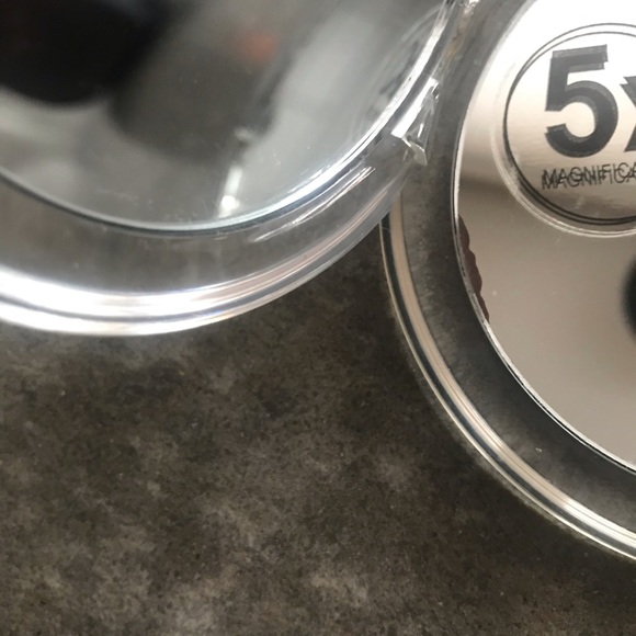 Compact Mirror - Picture 5 of 8